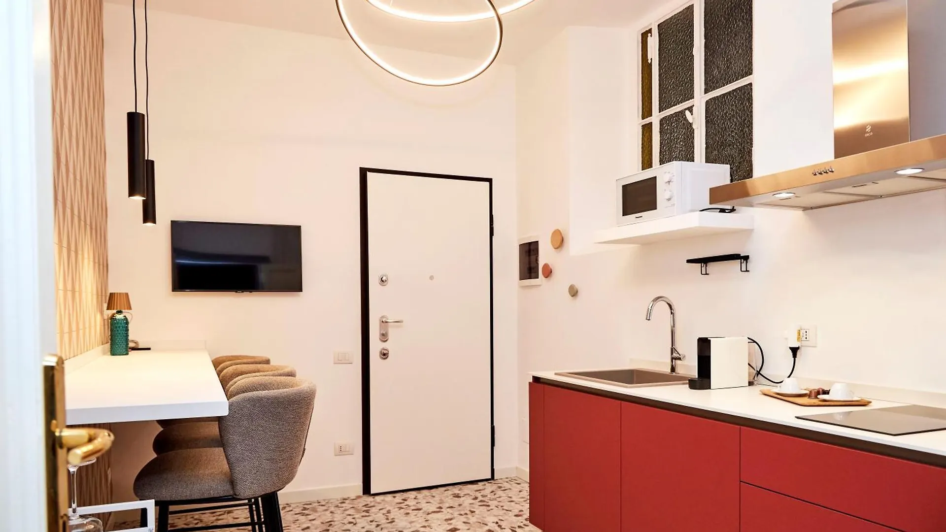 Milano Urban Flats Suite Sanzio 20 - Vicino A Duomo, Stadio E Fiera Apartment