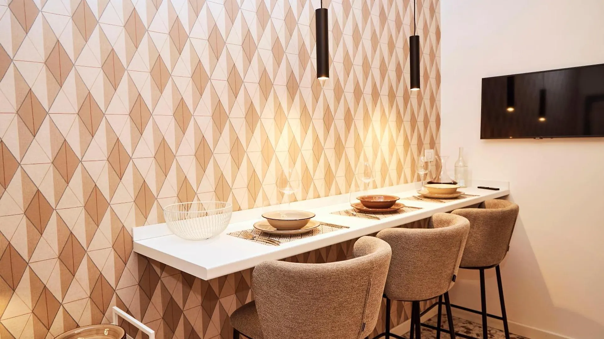 Apartment Milano Urban Flats Suite Sanzio 20 - Vicino A Duomo, Stadio E Fiera Italy