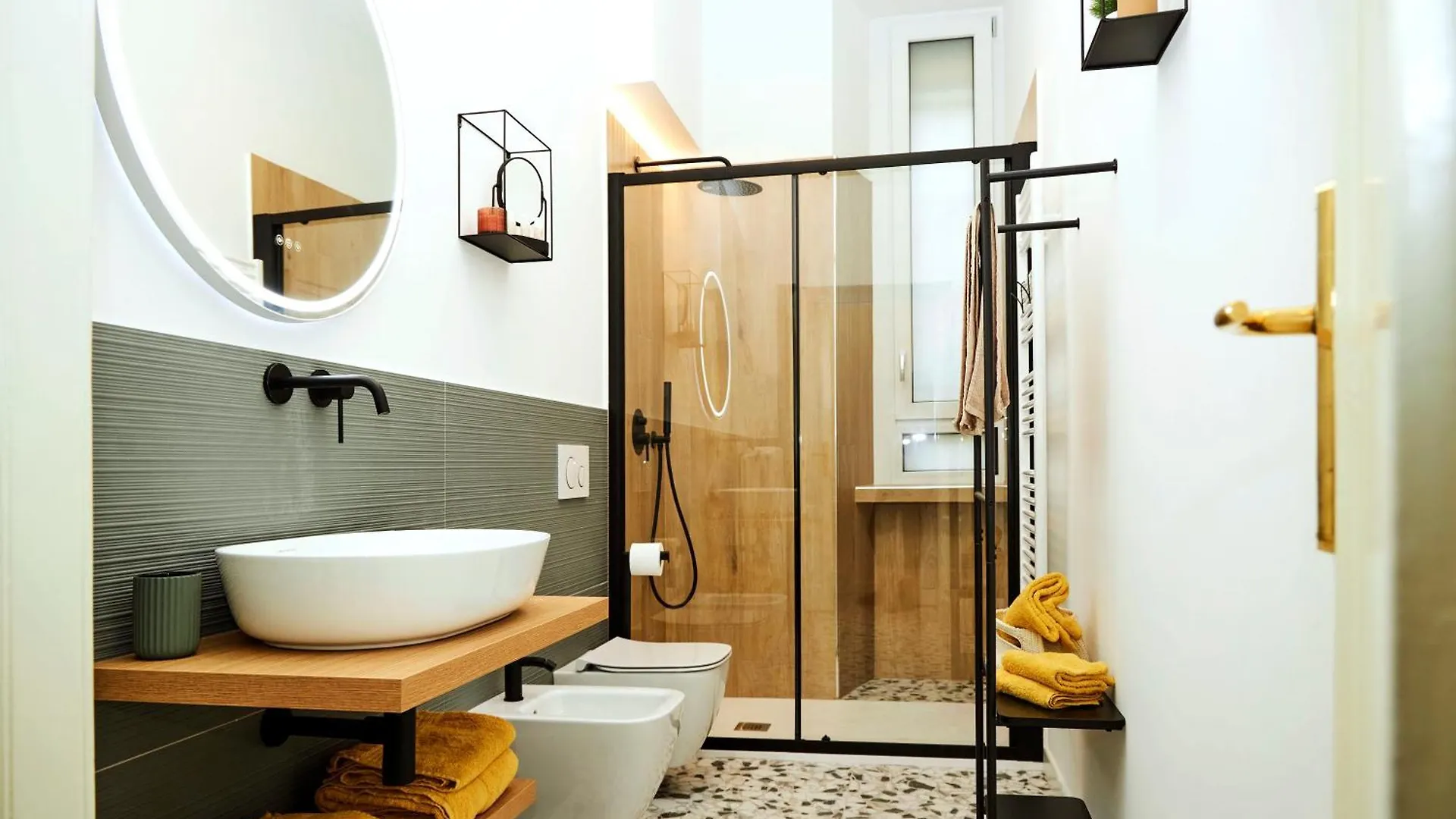Milano Urban Flats Suite Sanzio 20 - Vicino A Duomo, Stadio E Fiera Apartment Milan