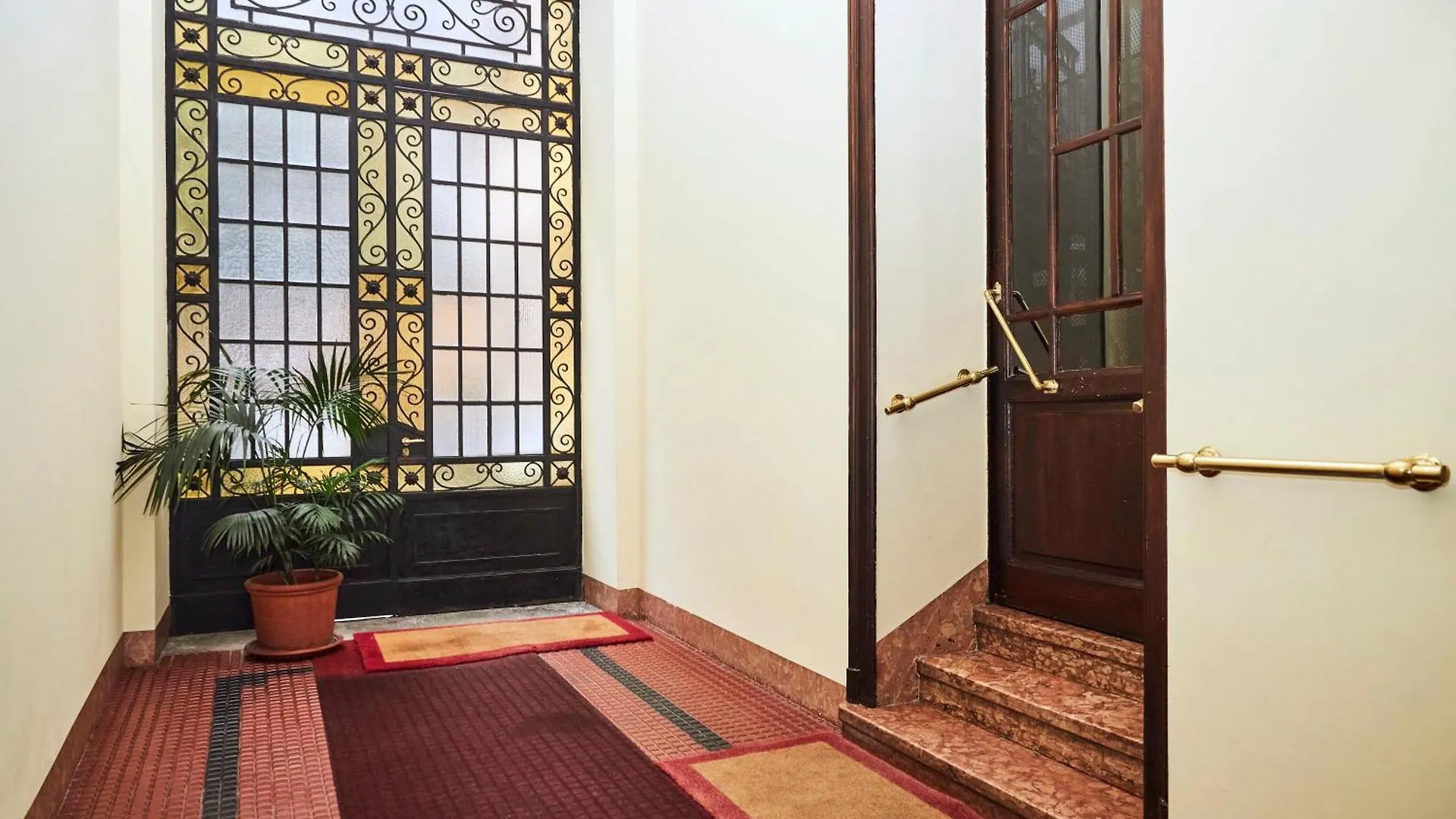Milano Urban Flats Suite Sanzio 20 - Vicino A Duomo, Stadio E Fiera Italy